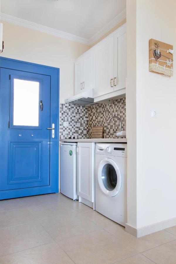 Beachfront Apartments Karpathos Luaran gambar